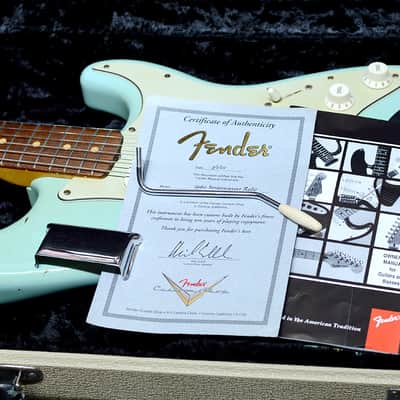 Fender Custom Shop 1960 Stratocaster Relic Sonic Blue 2001' image 13
