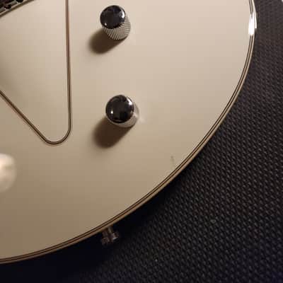 Ernie Ball Music Man Armada | 2014 | White image 10