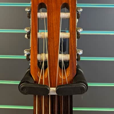 Yamaha G-225 Natural Classical Guitar With Hard Shell Case image 2