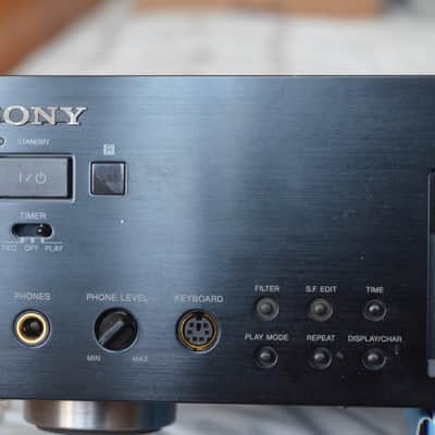 Sony MDS JB940  Compact Disc Minidisk Deck image 2