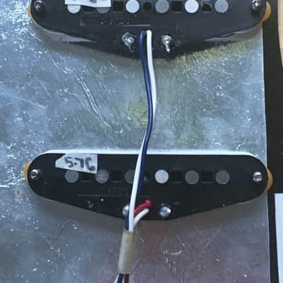 1990s Vintage Fender 1970s Reissue Relic 3Ply Black Strat Loaded Pickguard Lace Sensor image 17