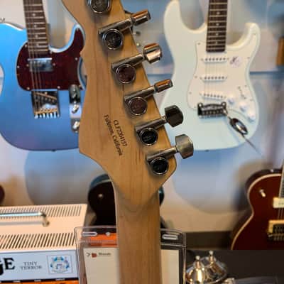G&L Legacy USA - Black image 8
