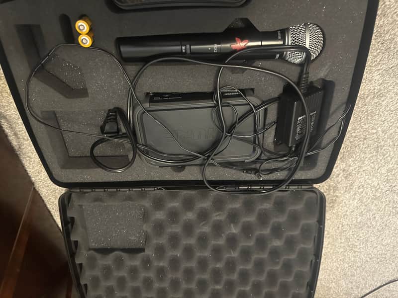 Shure PGX4/PGX2 SM58 WIRLESS image 1