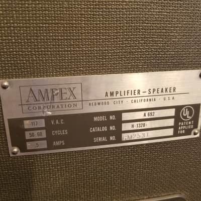 Ampex All original mono PP 6V6 tube combo amp A-692 10 Watt JBL AlNiCo 8" speaker guitar suitcase 1960s image 10