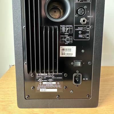 Yamaha HS7 6.5" Powered Studio Monitor (Single) 2015 - Present - Black image 2