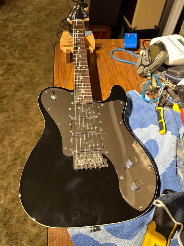 Fender John 5 Artist Series Signature Triple Tele Deluxe Black