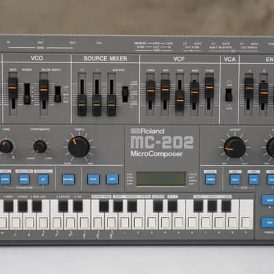 Roland MC-202 MicroComposer MIDI Desktop Sequencer w/ Extras! #58705 image 2