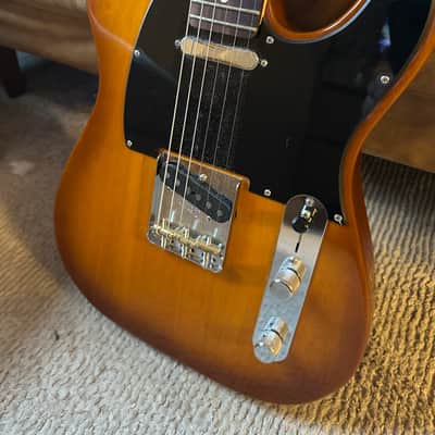 Fender American Performer Telecaster 2018 - Present - Honeyburst image 2