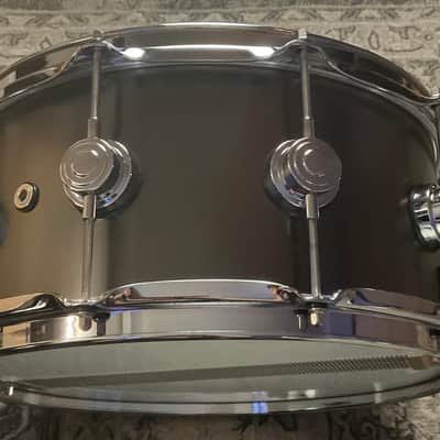 Mint DW Collector's Series Metal Snare Drum 6.5x14”  Satin Black Over Brass DRVD6514SVCBK image 3