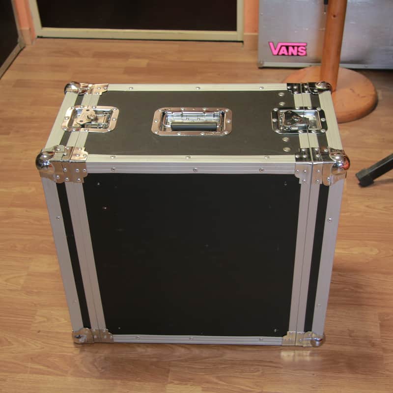 Rockcase 6 units image 1