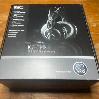 AKG K240 MKII Professional Semi-Open Back Studio Headphones 2010s - Black image 4