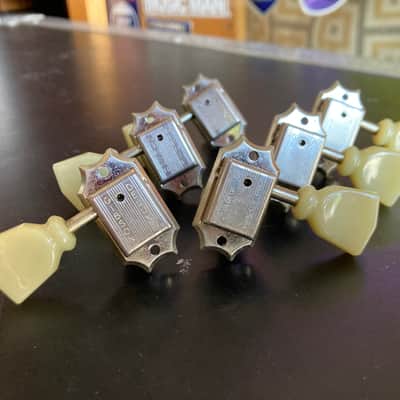 Gibson Deluxe Keystone Vintage Kluson Style MIJ Tuners - Chrome image 2