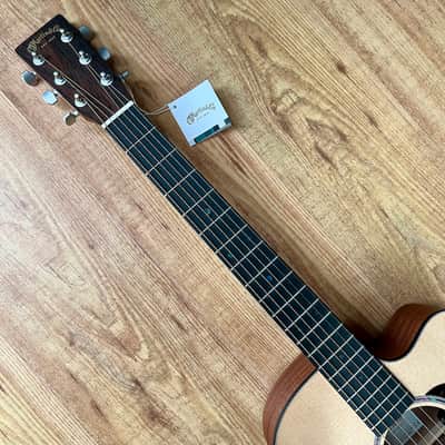 Martin 000C JR-E Natural image 9