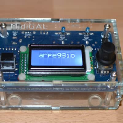 MidiSizer MidiGAL w/ MidiPAL v1.4 firmware image 2