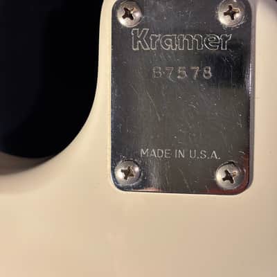 Kramer Pacer Deluxe with Maple Fretboard 1983 - 1987 - White image 11