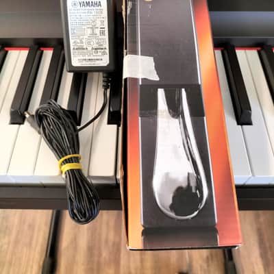 Yamaha P121B image 6