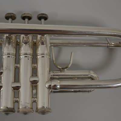 Trompeta Bach Stradivarius pabellón 43 en buen estado. image 6