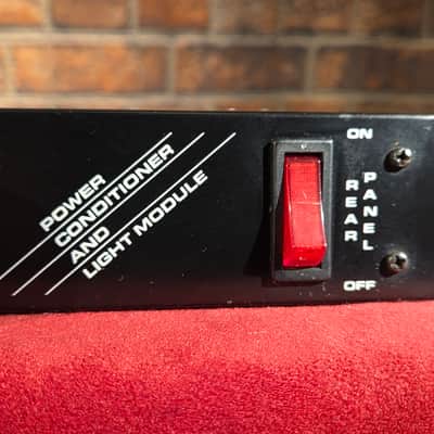 Chandler CP1200 Power Conditioner Black image 3
