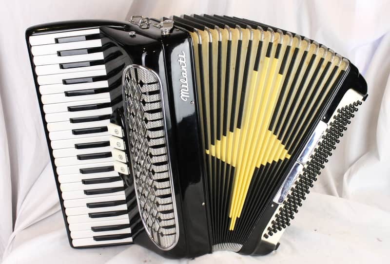 8128 - Black Milanti Model 3081 Piano Accordion LM 41 120 image 1