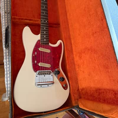 Fender Mustang Guitar with Rosewood Fretboard 1967- White Refin image 18