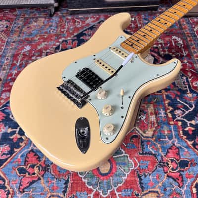 *Video* Yngwie Malmsteen Signature Stratocaster *Yngwie Signature* 1999-2000 Fender ST-71 140YM CIJ image 22