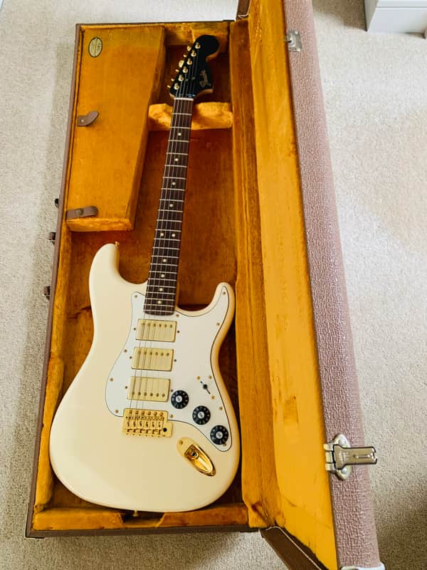 Fender FSR Mahogany Blacktop Stratocaster HHH 2019 - Olympic White