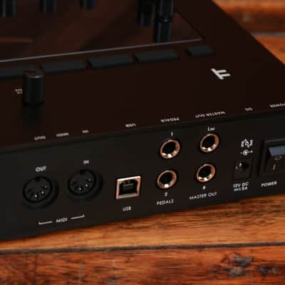 Expressive E Osmose 49-Key 24-Voice Polyphonic Synthesizer 2022 - Present - Black image 8