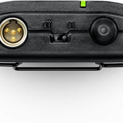 Shure BLX188/CVL Dual-Channel Wireless Lavalier Microphone System image 4