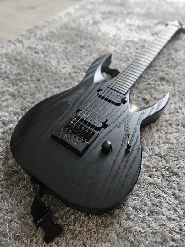 Solar A1.6BOP Artist LTD Black grain Ola Englund image 1