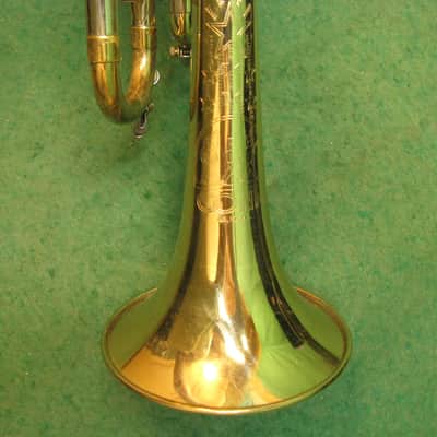 Conn Director Trumpet Elkhart 1962 - Reconditioned - Case & Bach 7C MP image 4