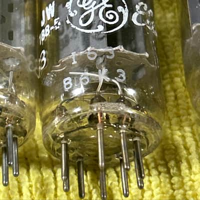 Mullard GE 12AX7/ECC83 1966 - Nice labled Glass image 8