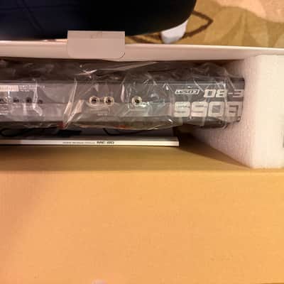 Boss ME-80 Multi-Effect Unit 2014 - Present - Carbon image 2