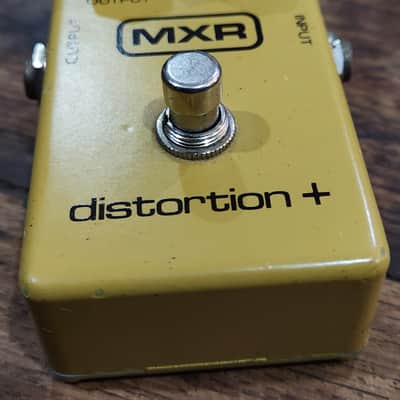 VINTAGE! M104 MXR Distortion + Brown Block Logo Germanium Soft Clipping 1970s USA image 11