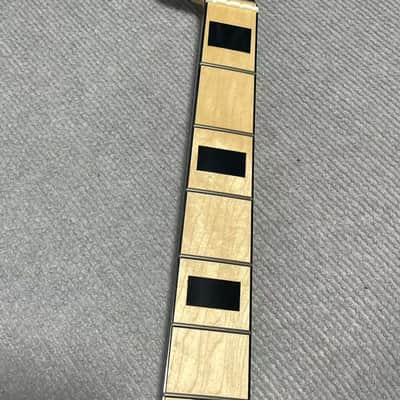 Black head Black binding 4 string electric bass neck jazz bass stainless steel 20 frets gloss Maple guitar neck 34inch hole 18mm Black block inlay。 image 1