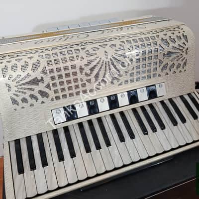 Piatanesi Super Odino (4/5 reeds, LMMM, tone chamber) accordion image 6