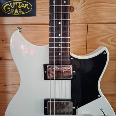YAMAHA Revstar Element RSE20 - Vintage White image 8
