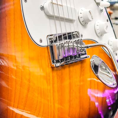 1990 Fender Custom Shop Deluxe Stratocaster image 7