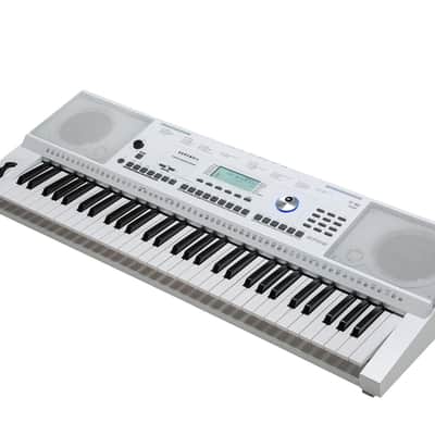 Kurzweil KP-110-WH Portable Digital Arranger. White image 2