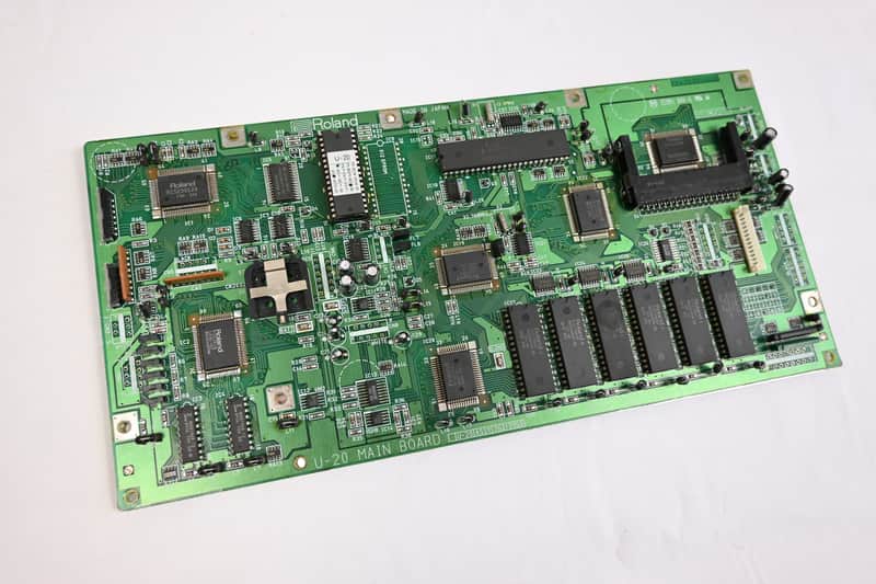 Roland U-20 61-Key RS-PCM Synthesizer | Reverb
