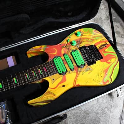 Ibanez jem UV77MC super rare!! 1991 swirl steve vai image 10