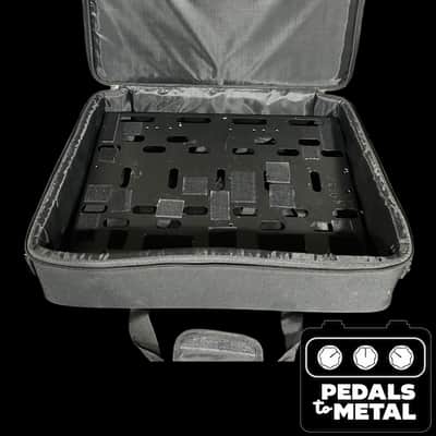 Voodoo Lab Dingbat Medium Pedalboard with Case 2010s - Black X16283 image 8