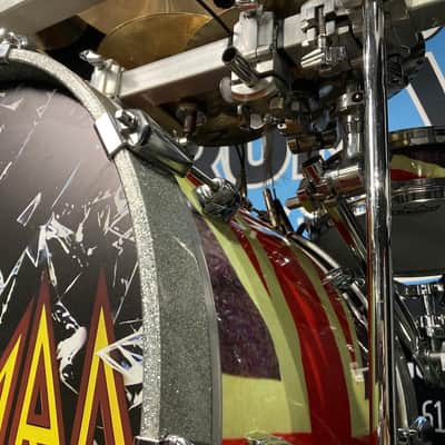 Rick Allen's Def Leppard 2016 Tour "Union Jack" Drum Kit. Yamaha, Hart, Custom. AUTOGRAPHED! Authenticated! image 15