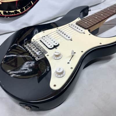 Yamaha EG 112C Doublecut Electric Guitar image 17