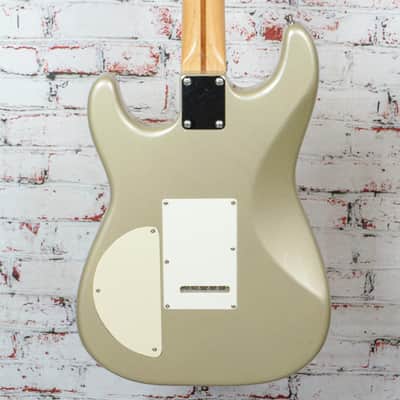 Fender - 1999 Standard Stratocaster Electric Guitar - w/Locking Tuners - Metallic Silver - x5824 - USED image 14