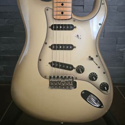 Fender Stratocaster Antigua 1979 - Antigua image 5