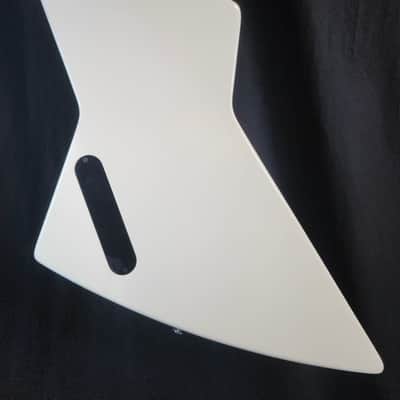 Gibson Explorer 70s, Classic White, w/Vintage Brown Hard Shell Case image 12