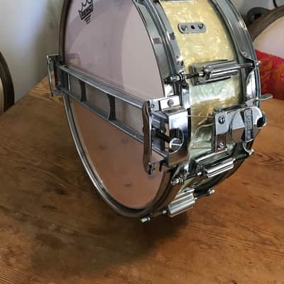 Rogers Dyna-Sonic 5x14" Wood Snare Drum with "Beavertail" Lugs 1963 - 1971 -  White Marine Pearl image 6