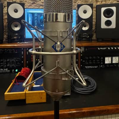 FLEA Microphones 47 Next - Mint image 2