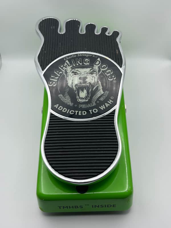 Snarling Dogs Wonder Wah 2 2000s - Green image 1