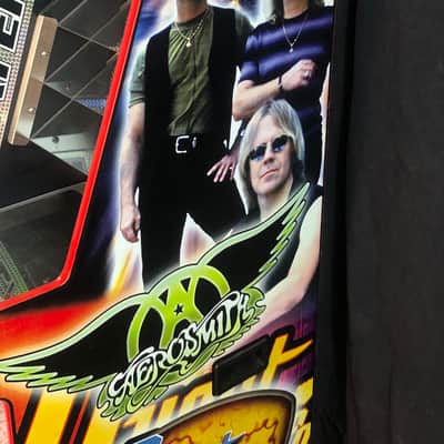 Steven Tyler's "Aerosmith Quest For Fame" Arcade Game. Signed! Authenticated! image 13